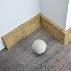 75mm PVC 2m NEVADA OAK plinthe + 5 vis GRATUITEMENT !