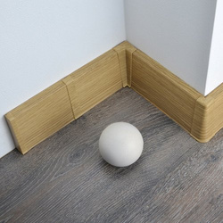 Plinthe 75mm PVC 2m CLASSIC OAK + 5 vis GRATUITES !